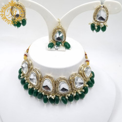 Naitikaarts Latest Choker Design Traditional Stylish Fancy Pearl Necklace Jewellery Set for Women NA-316-green