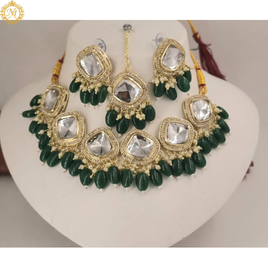Naitikaarts Latest Choker Design Traditional Stylish Fancy Pearl Necklace Jewellery Set for Women NA-317-GREEN