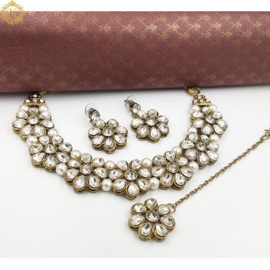 Naitikaarts Latest Choker Design Traditional Stylish Fancy Pearl Necklace Jewellery Set for Women NA-179-W Naitikaarts Latest Choker Design Traditional Stylish Fancy Pearl Necklace Jewellery Set for Women NA-179-W