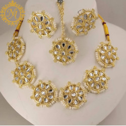 Naitikaarts Latest Choker Design Traditional Stylish Fancy Pearl Necklace Jewellery Set for Women NA-312-W