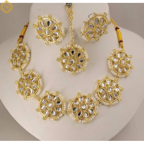 Naitikaarts Latest Choker Design Traditional Stylish Fancy Pearl Necklace Jewellery Set for Women NA-312-W