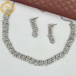 Naitikaarts Latest Choker Design Traditional Stylish Fancy Pearl Necklace Jewellery Set for Women NA-S268