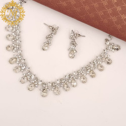 Naitikaarts Latest Choker Design Traditional Stylish Fancy Pearl Necklace Jewellery Set for Women NA-S271