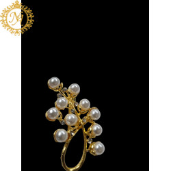 Naitikaarts Elegant Artificial Flower Rhinestone Brooch Pin Brooch Wedding Brooch (Gold)