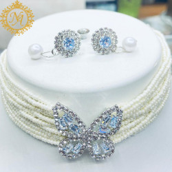 WHITE BUTTERFLY CHOKER