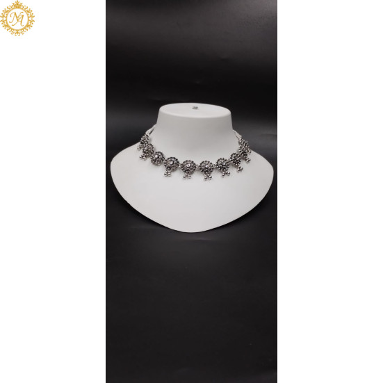 naitikaarts choker set 