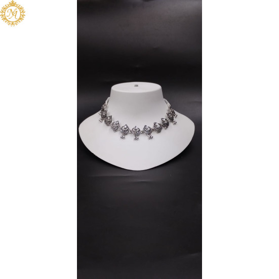 naitikaarts choker set 