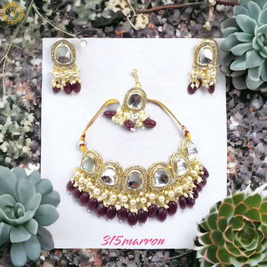 naitikaarts choker set  C-315