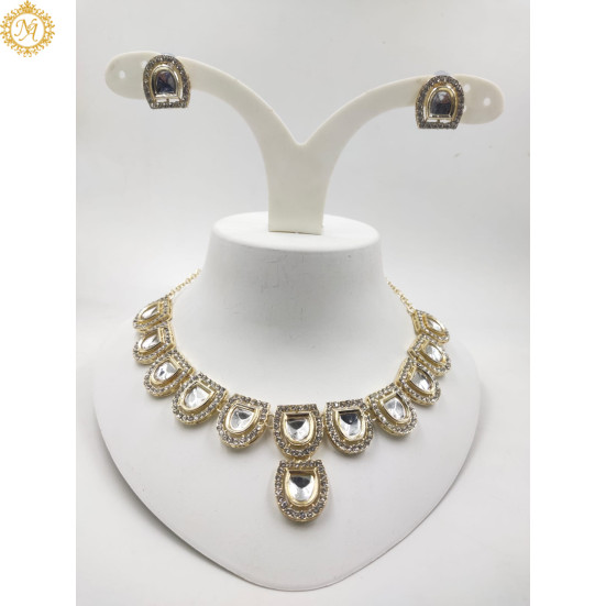 naitikaarts choker set 