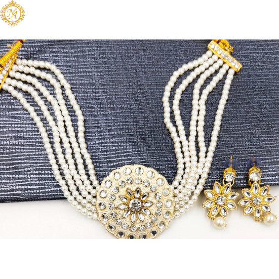 Naitikaarts Latest Choker Design Traditional Stylish Fancy Pearl Necklace Jewellery Set for Women NA-238-W